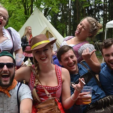 Glamping *